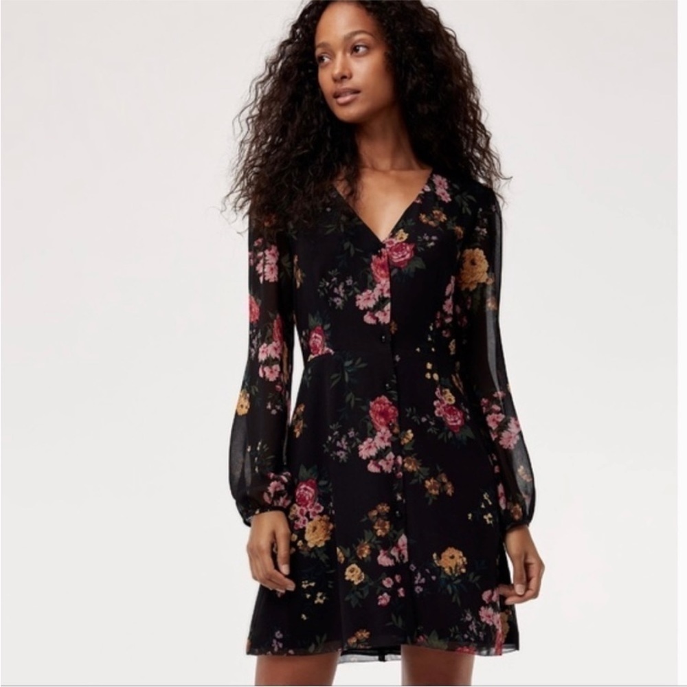 Aritzia Wilfred | Nazaire Black Floral
Dress Long Sleeve